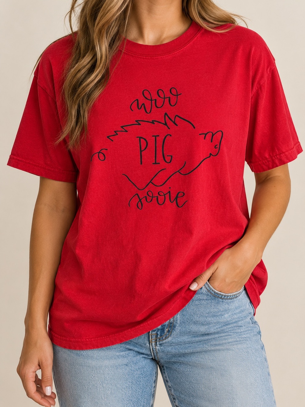 Comfort Colors Red 'Pig Soie' Short Sleeve Graphic Tee